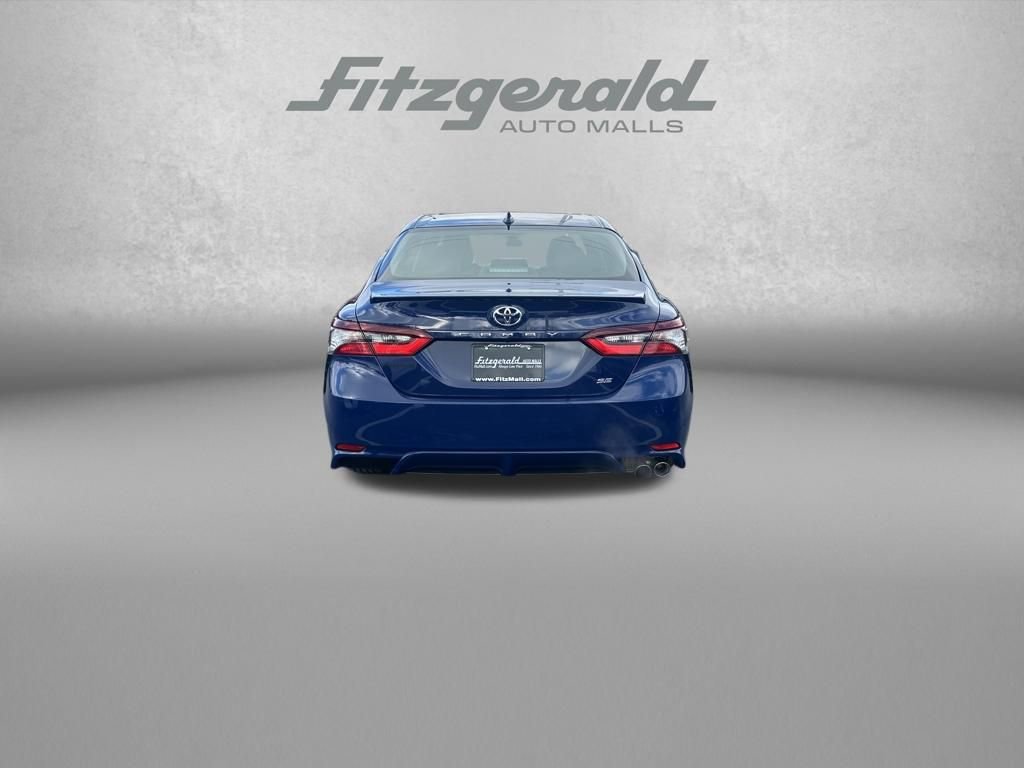 Used 2024 Toyota Camry SE image 6