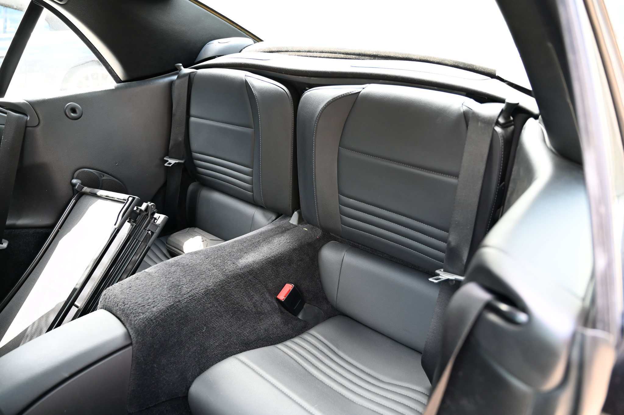 Used 2004 Porsche 911 Carrera RWD image 19