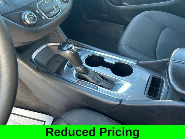 Used 2018 Chevrolet Malibu LT image 28