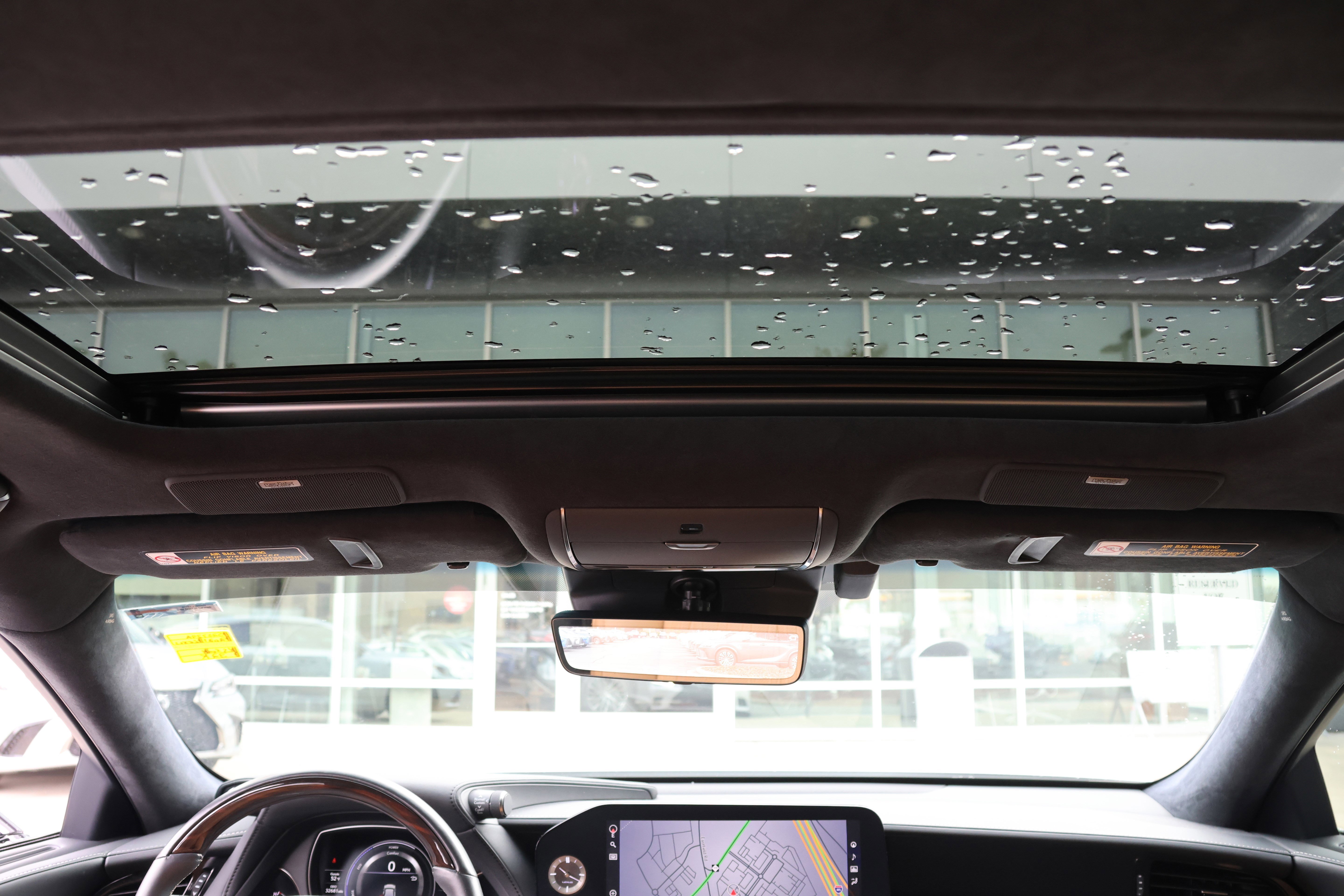 Used 2021 Lexus LS 500h image 31