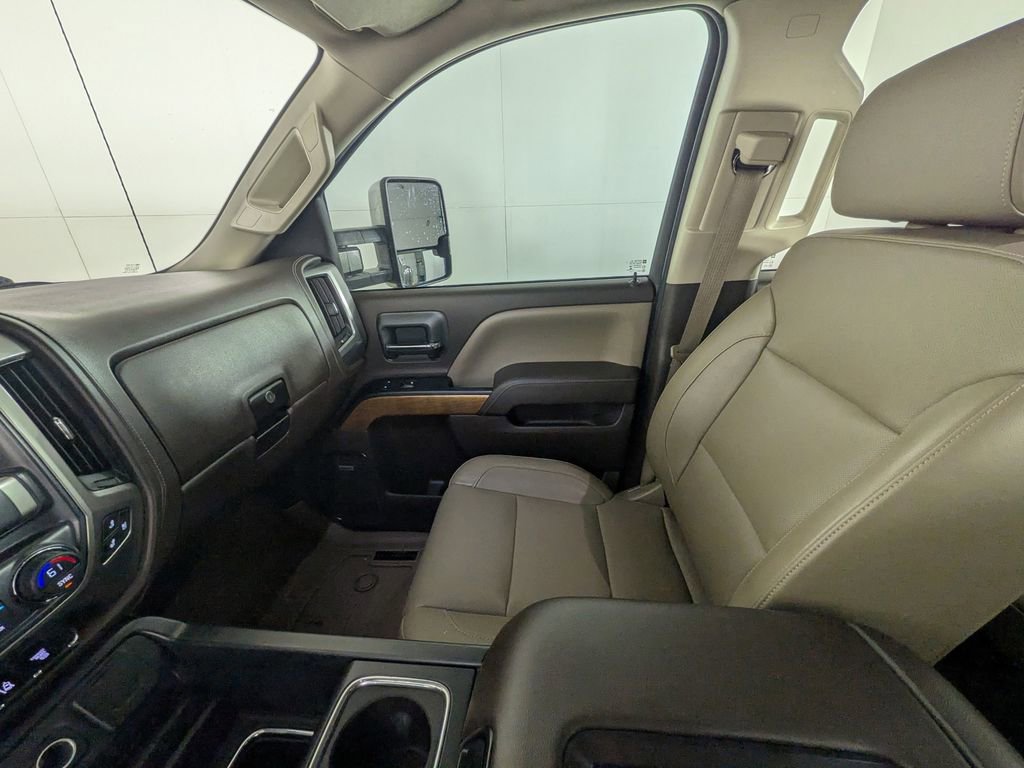 Used 2016 Chevrolet Silverado 3500 LTZ w/ Duramax Plus Package image 27