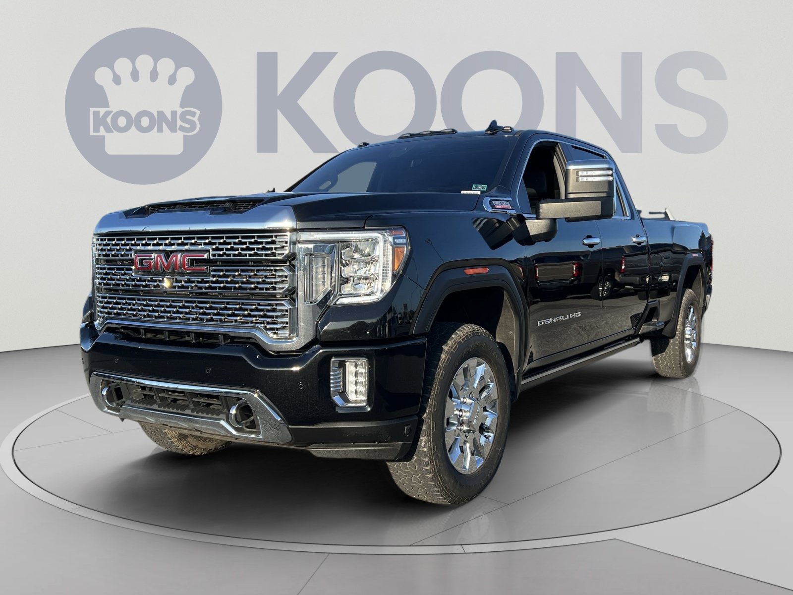 Used 2022 GMC Sierra 3500 Denali w/ Denali Ultimate Package AWD/4WD image 1