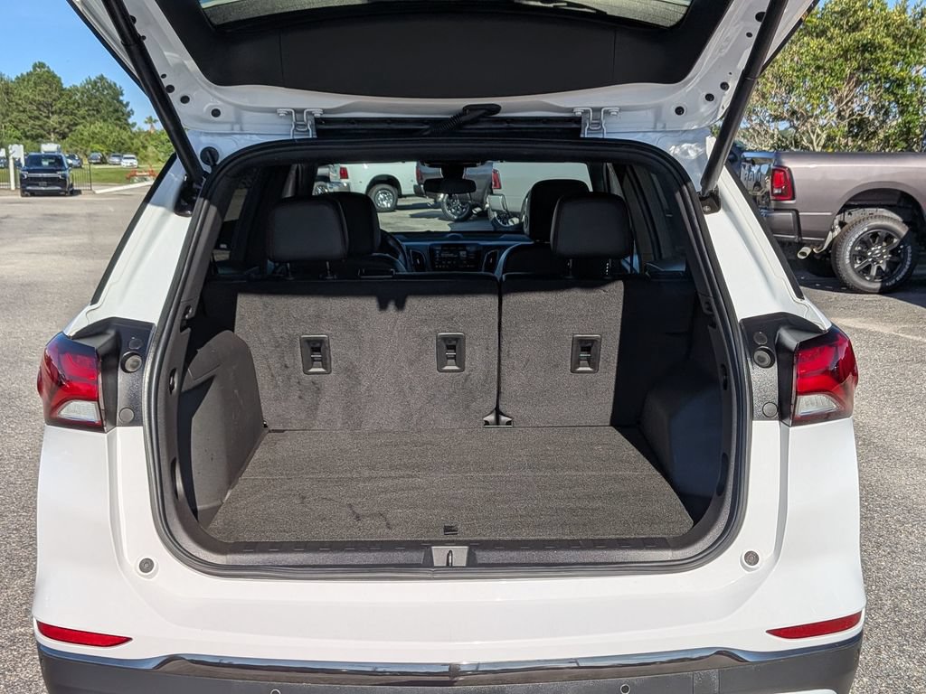 Used 2023 Chevrolet Equinox RS AWD/4WD image 28