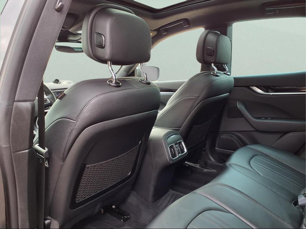Used 2023 Maserati Levante Modena image 13