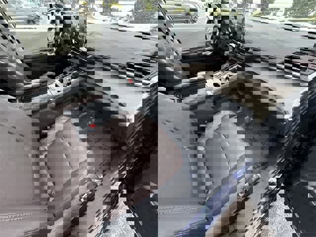 Used 2024 Toyota Sienna Platinum image 23