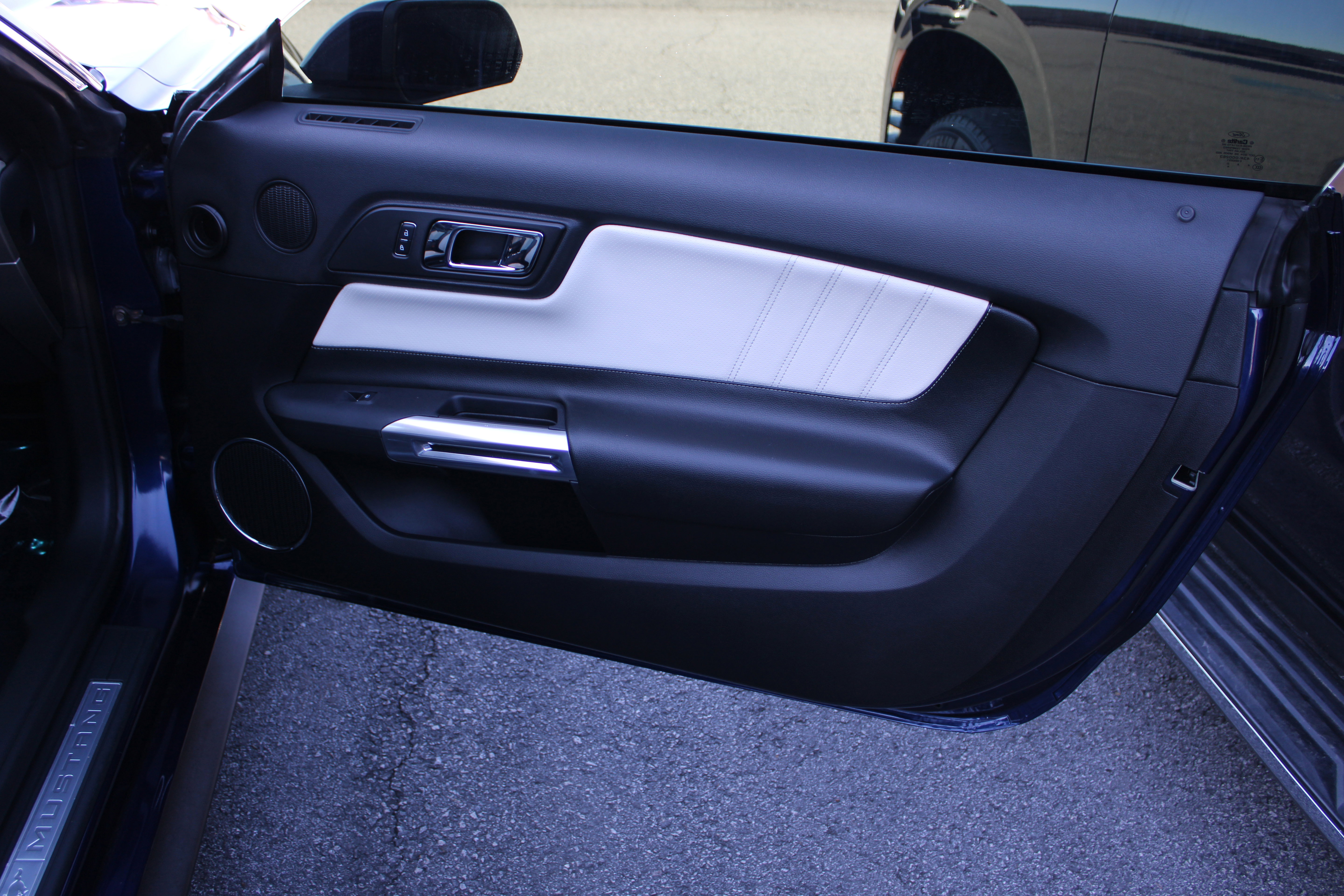 Used 2015 Ford Mustang 50 Years image 14