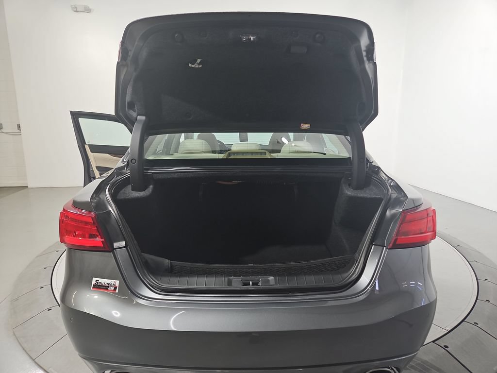 Used 2016 Nissan Maxima Platinum FWD image 23