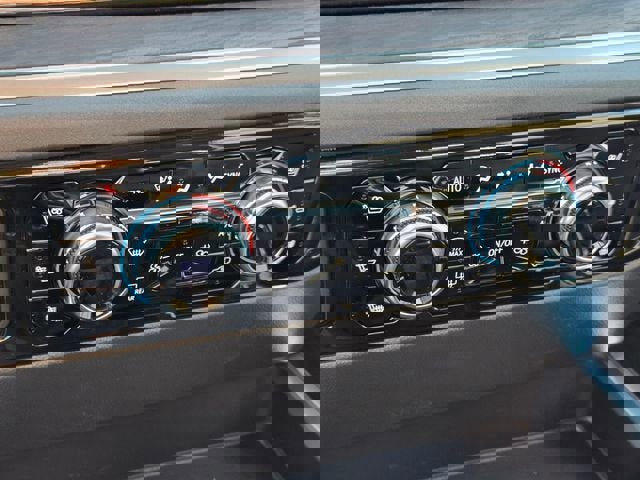 New 2026 GMC Sierra 1500 SLT w/ SLT Premium Plus Package image 19