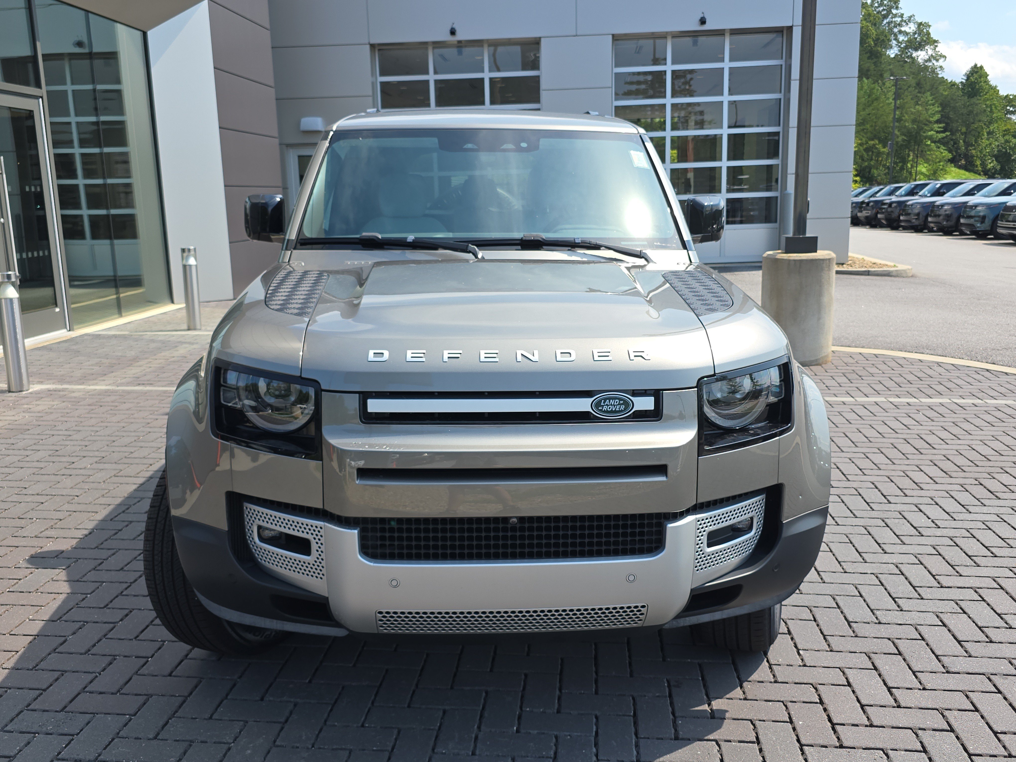 Certified 2025 Land Rover Defender 110 S AWD/4WD image 2