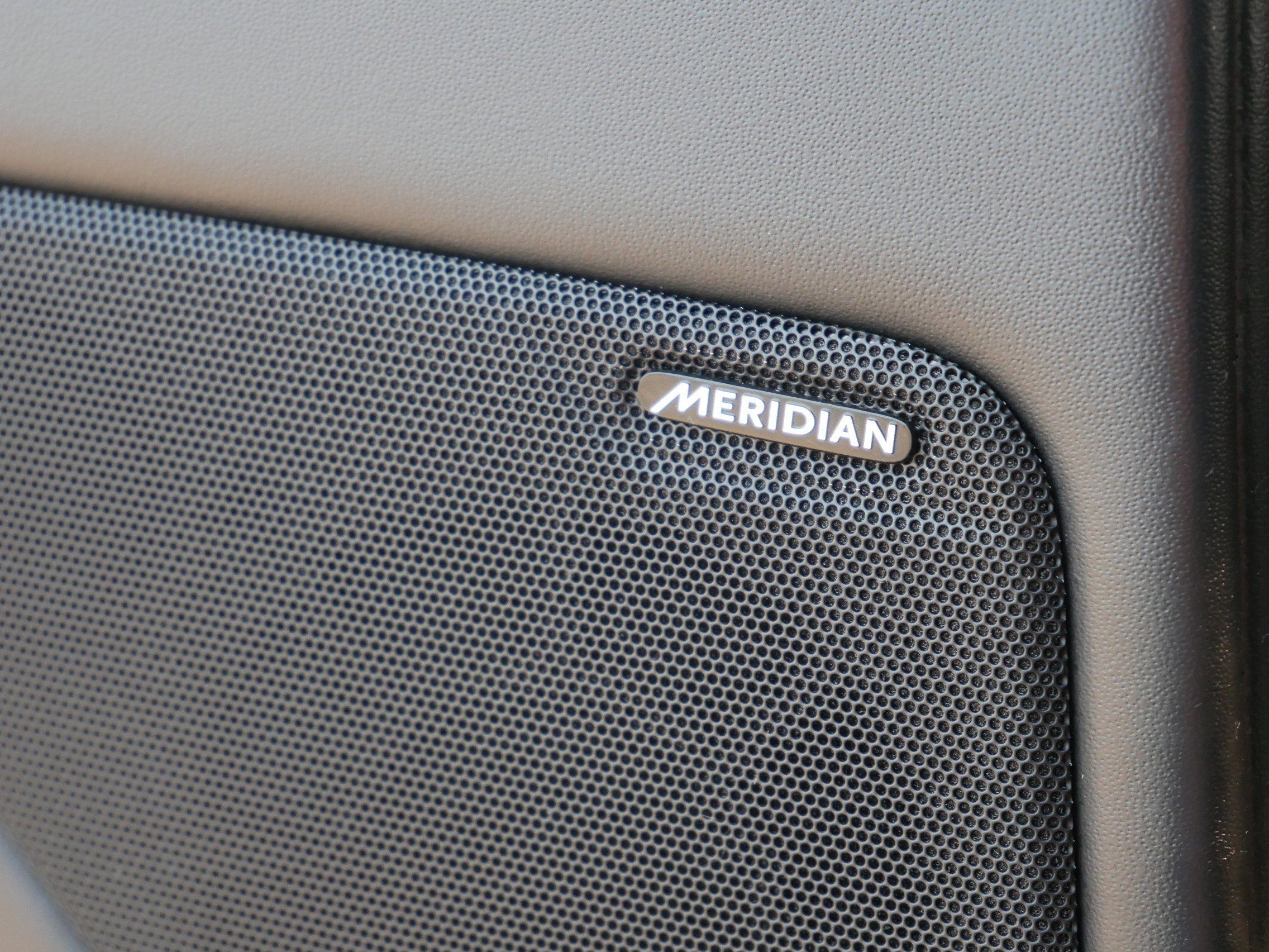 Used 2023 Land Rover Range Rover SE image 22