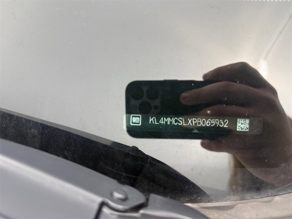 Used 2023 Buick Encore GX Preferred w/ Cold Weather Comfort Package image 29