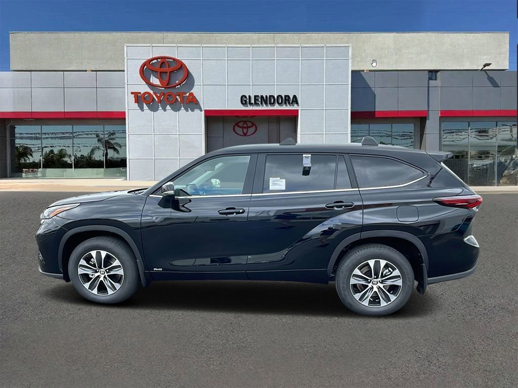 New 2026 Toyota Highlander XLE image 6