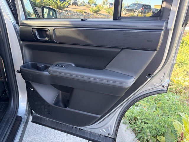 Used 2025 Hyundai Santa Fe Calligraphy AWD/4WD image 17