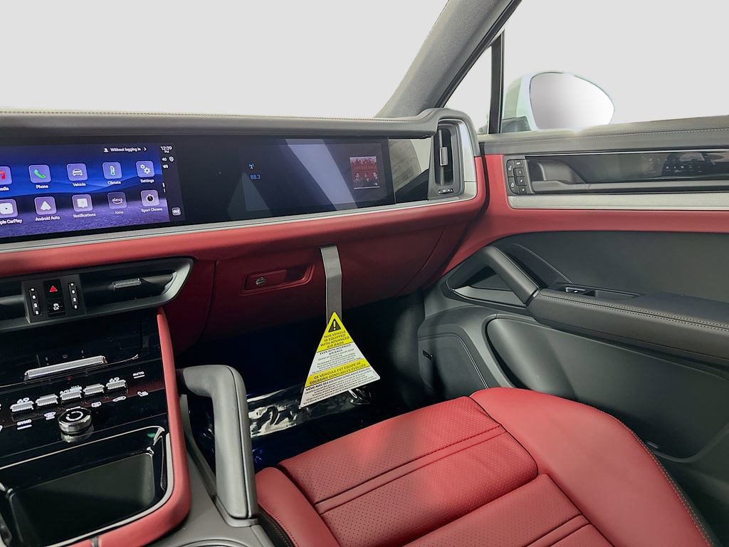 New 2026 Porsche Cayenne S image 26