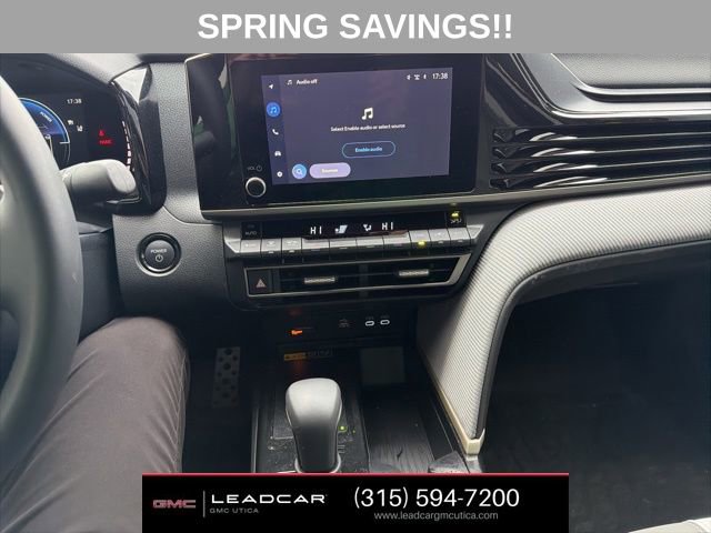 Used 2026 Toyota Camry SE image 20