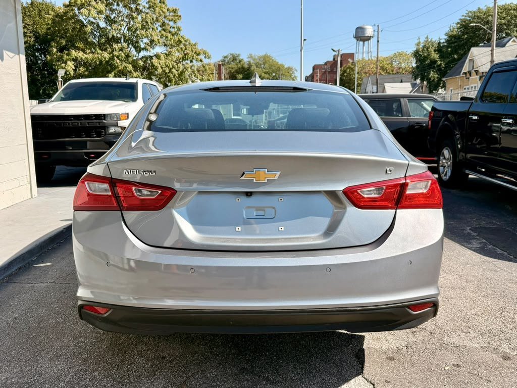 Used 2025 Chevrolet Malibu LT FWD image 24