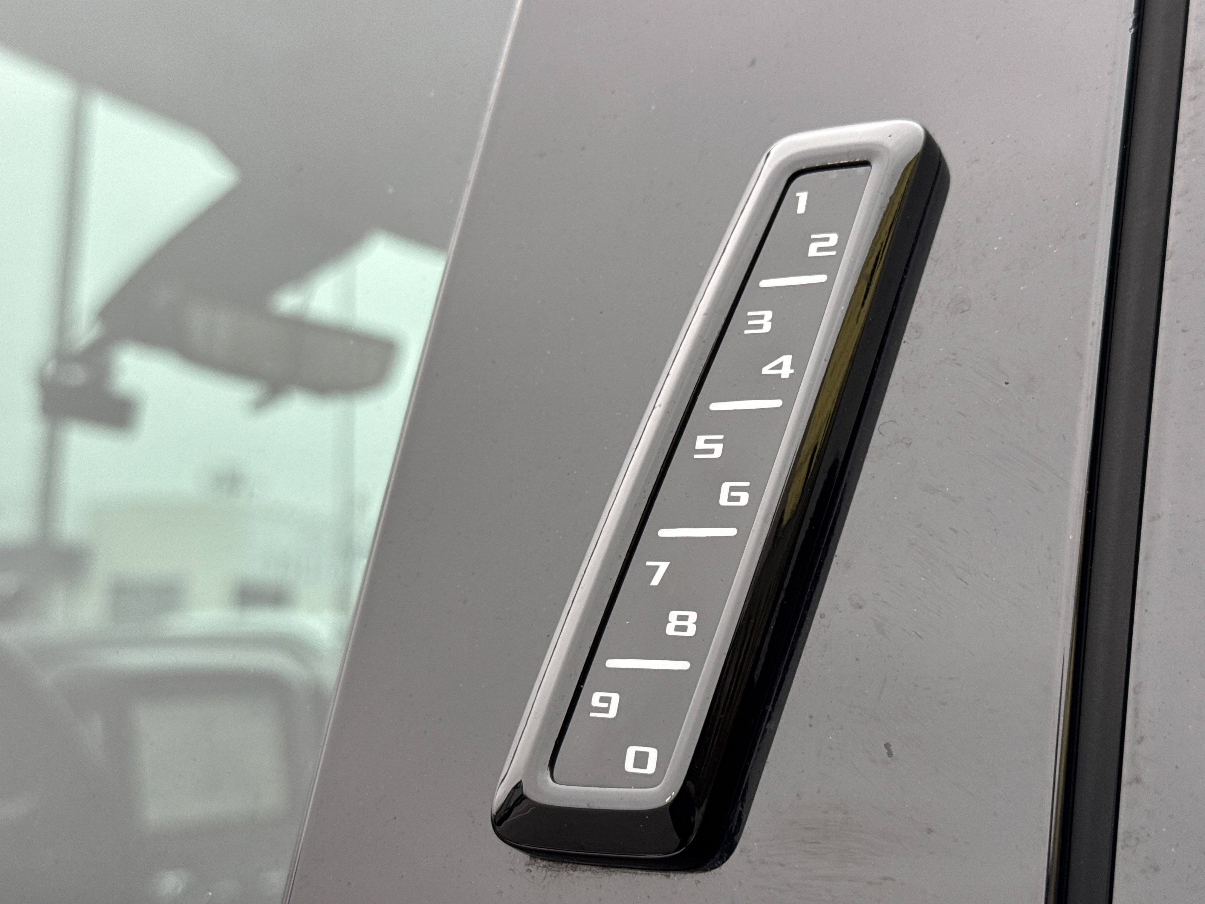 Used 2023 GMC Sierra 3500 Denali w/ Denali Ultimate Package image 35