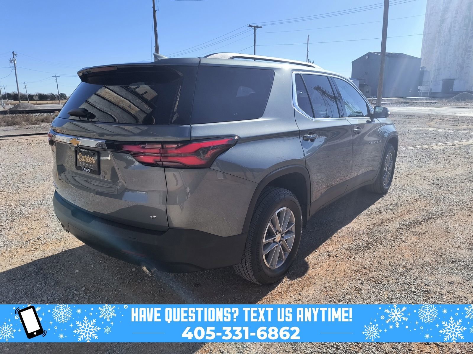 Used 2023 Chevrolet Traverse LT image 9