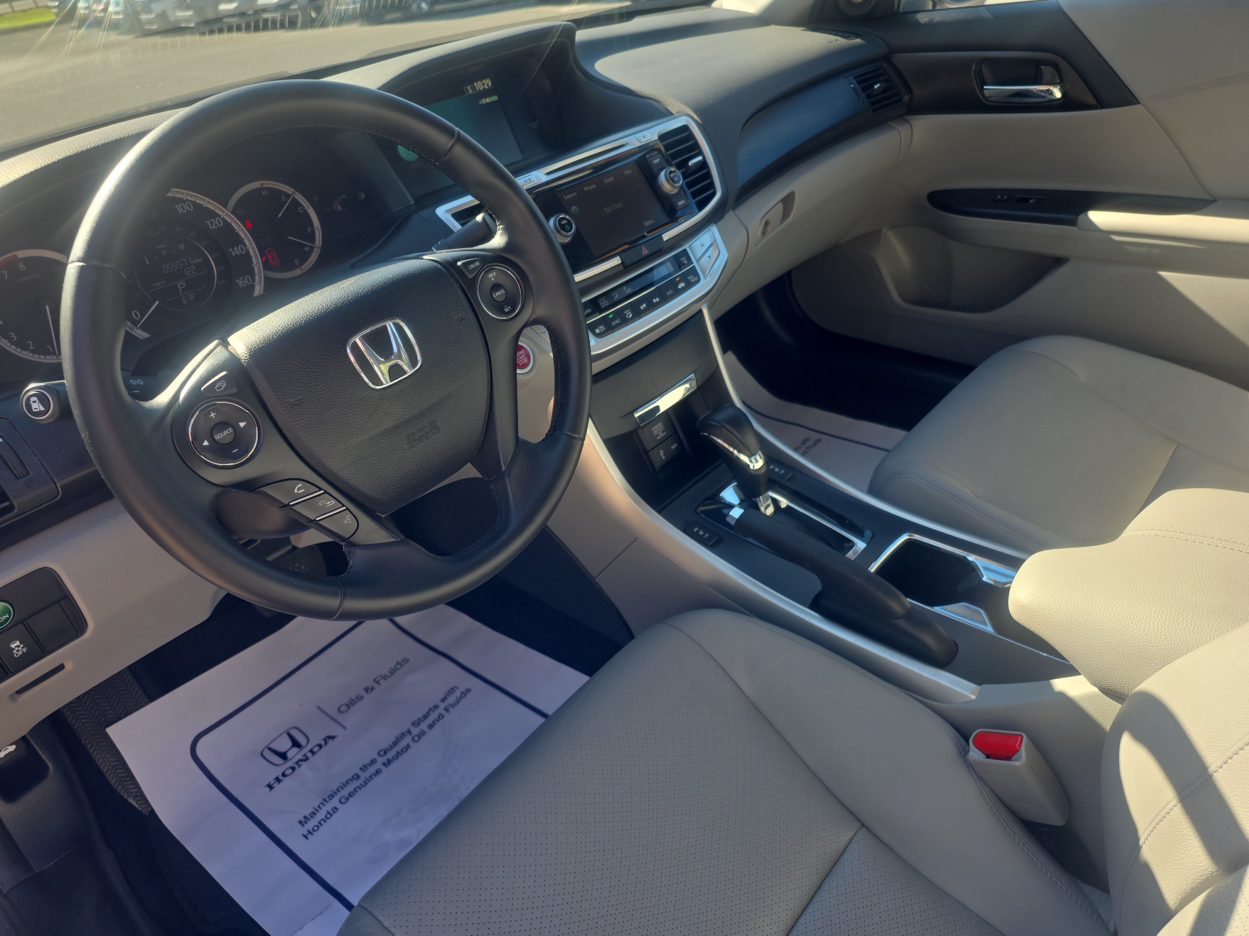 Used 2015 Honda Accord EX-L image 10