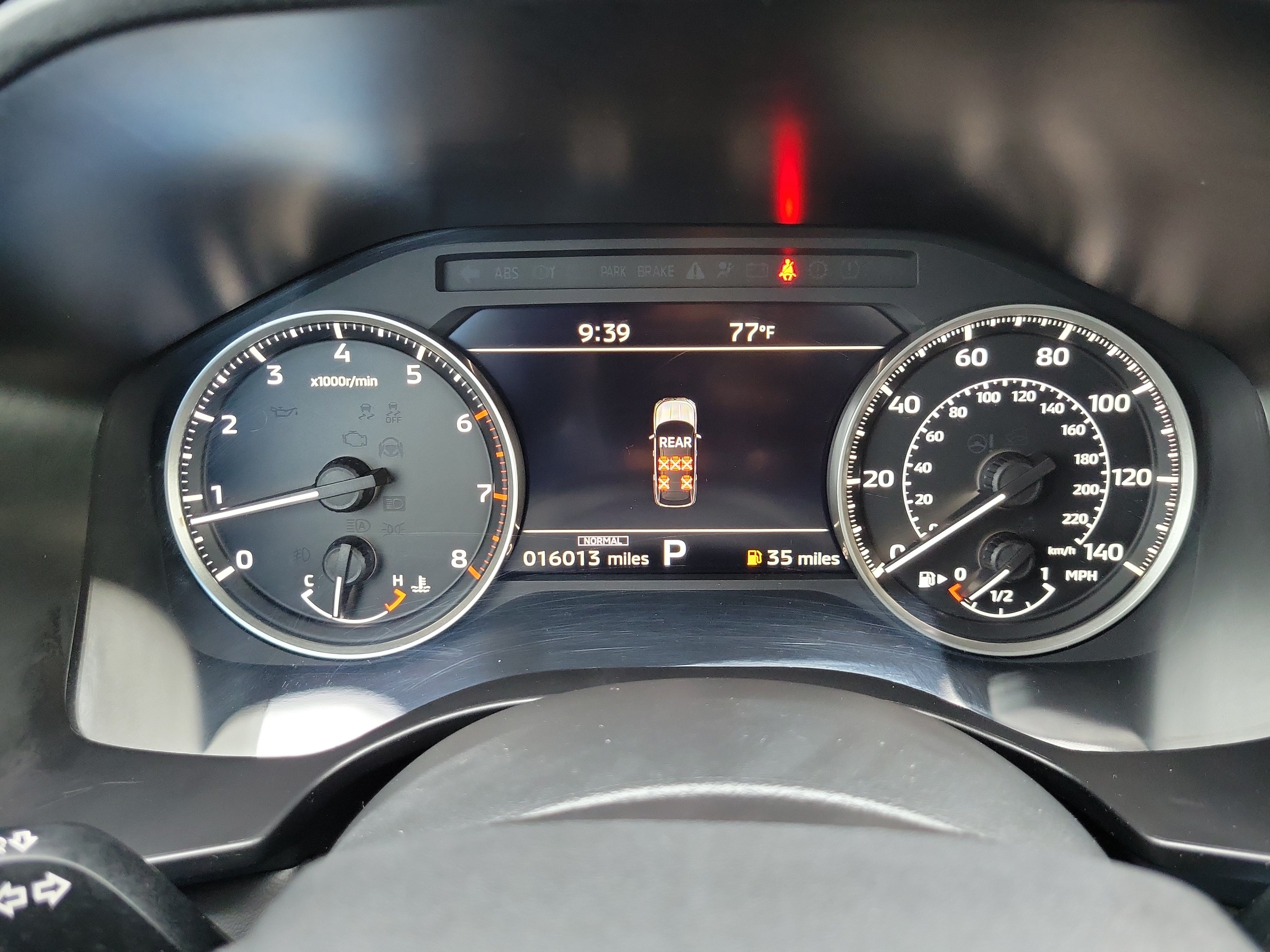 Used 2025 Mitsubishi Outlander SE FWD image 33