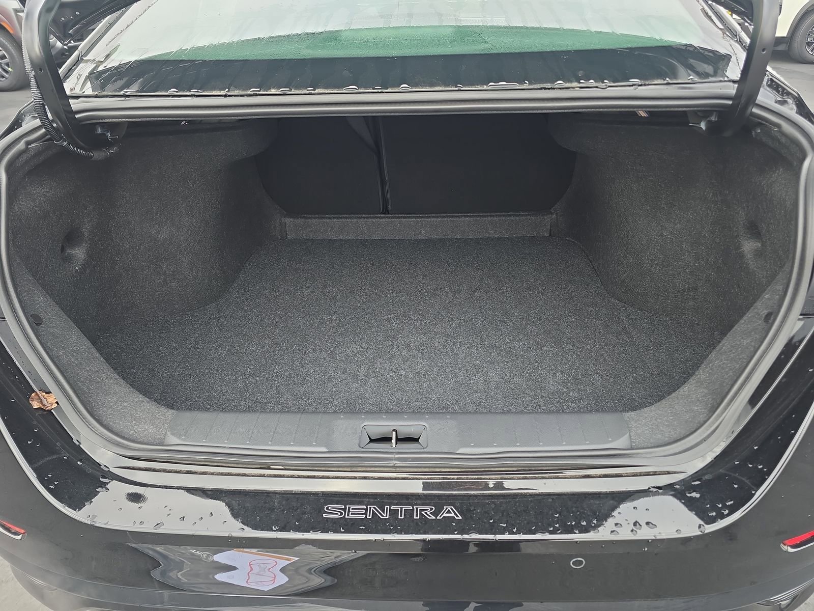 New 2025 Nissan Sentra SR image 25