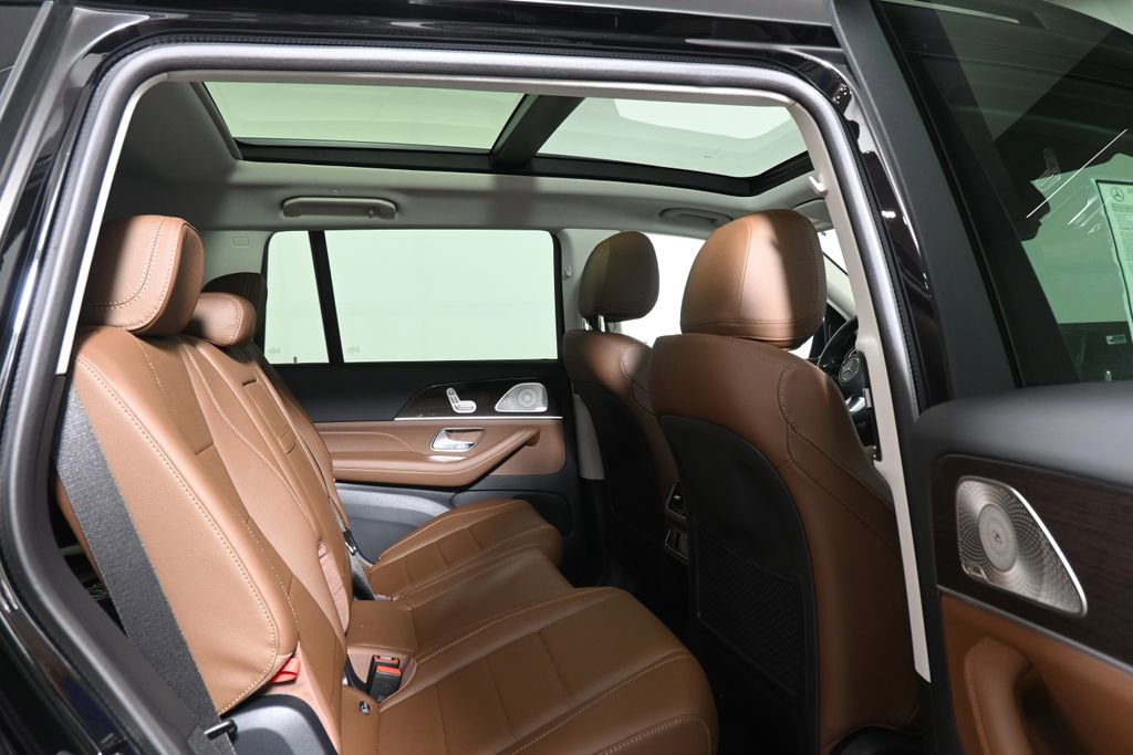 New 2026 Mercedes-Benz GLS 450 4MATIC image 20