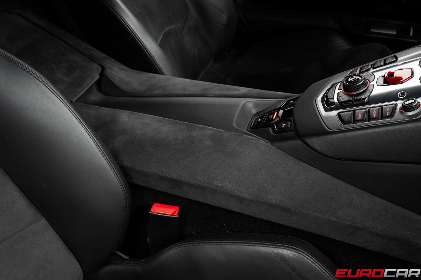 Used 2015 Lamborghini Aventador LP 700-4 image 32