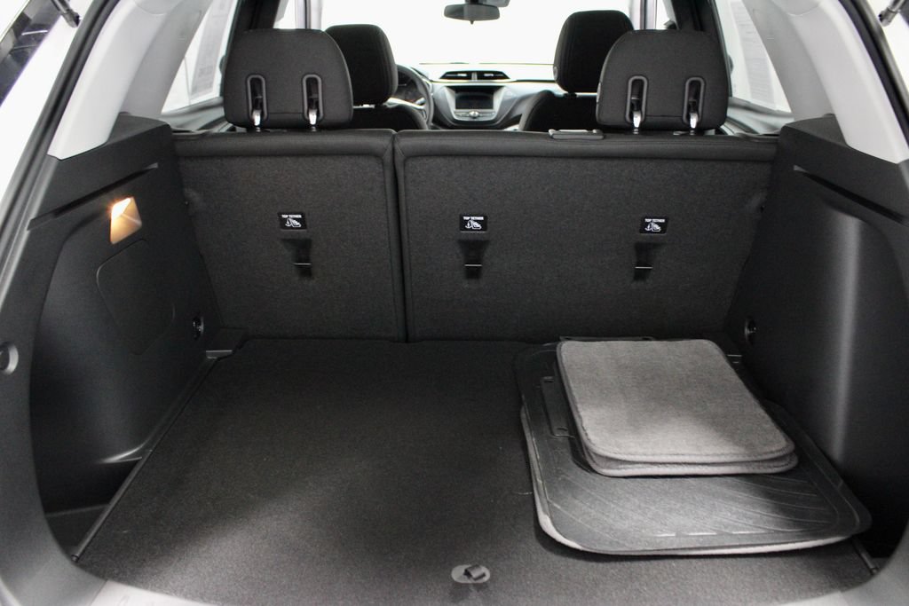 Used 2023 Chevrolet TrailBlazer LT FWD image 14