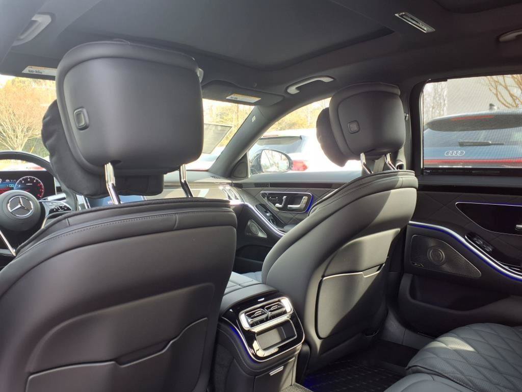 New 2025 Mercedes-Benz S 500 4MATIC image 10