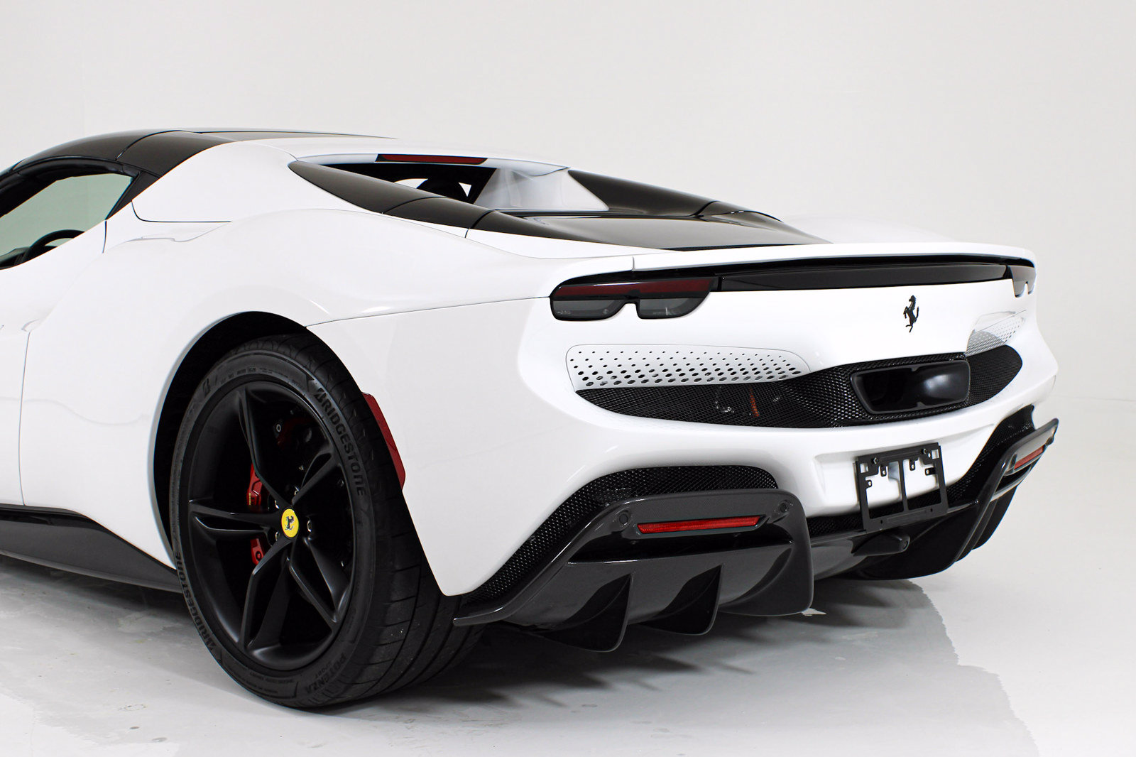 Certified 2024 Ferrari 296 GTS RWD image 34
