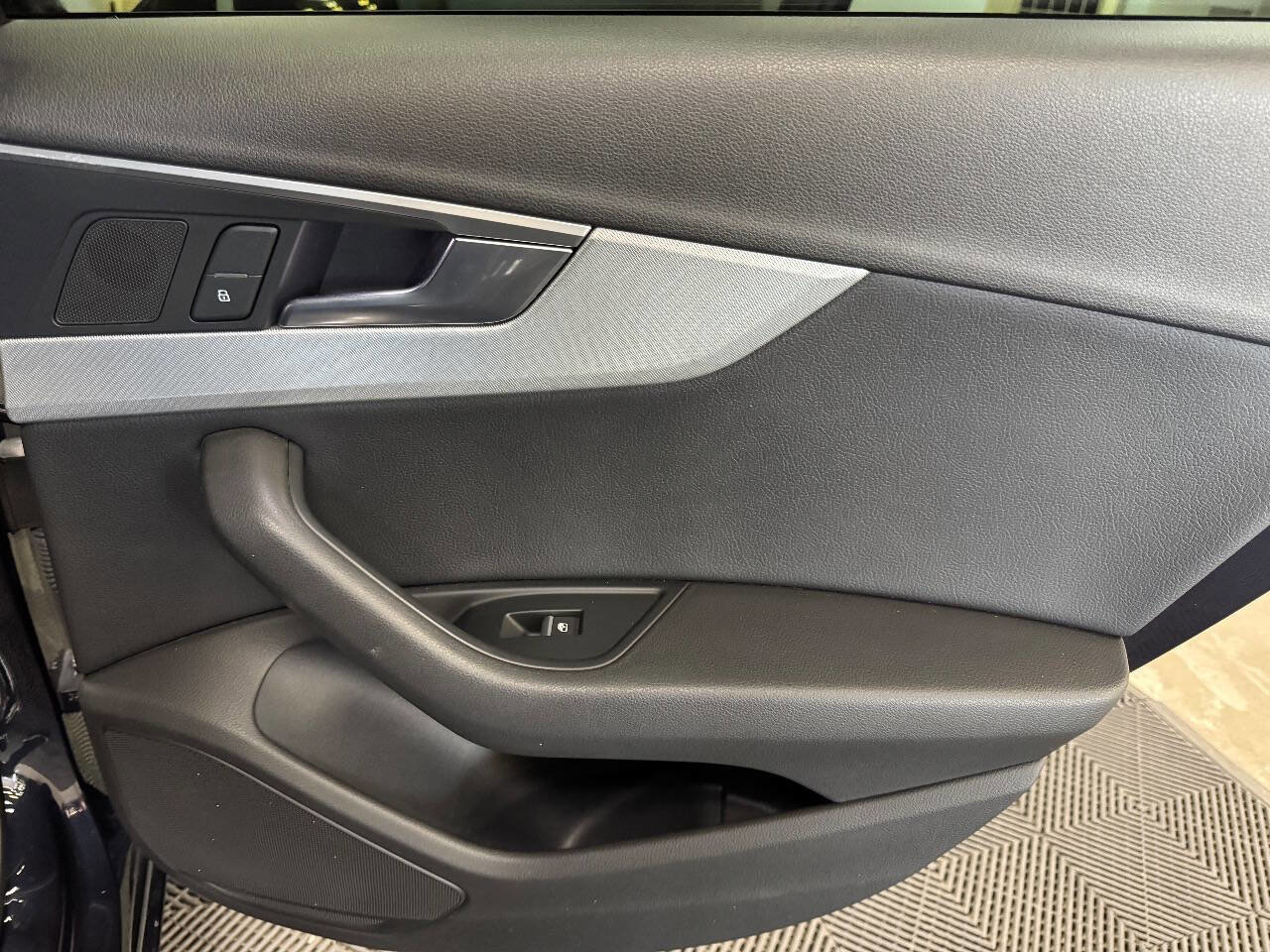 Used 2017 Audi A4 2.0T Premium w/ Convenience Package image 51