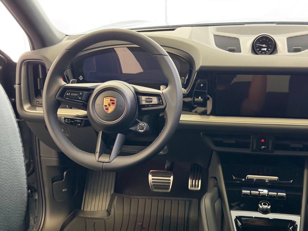 New 2026 Porsche Cayenne S AWD/4WD image 15