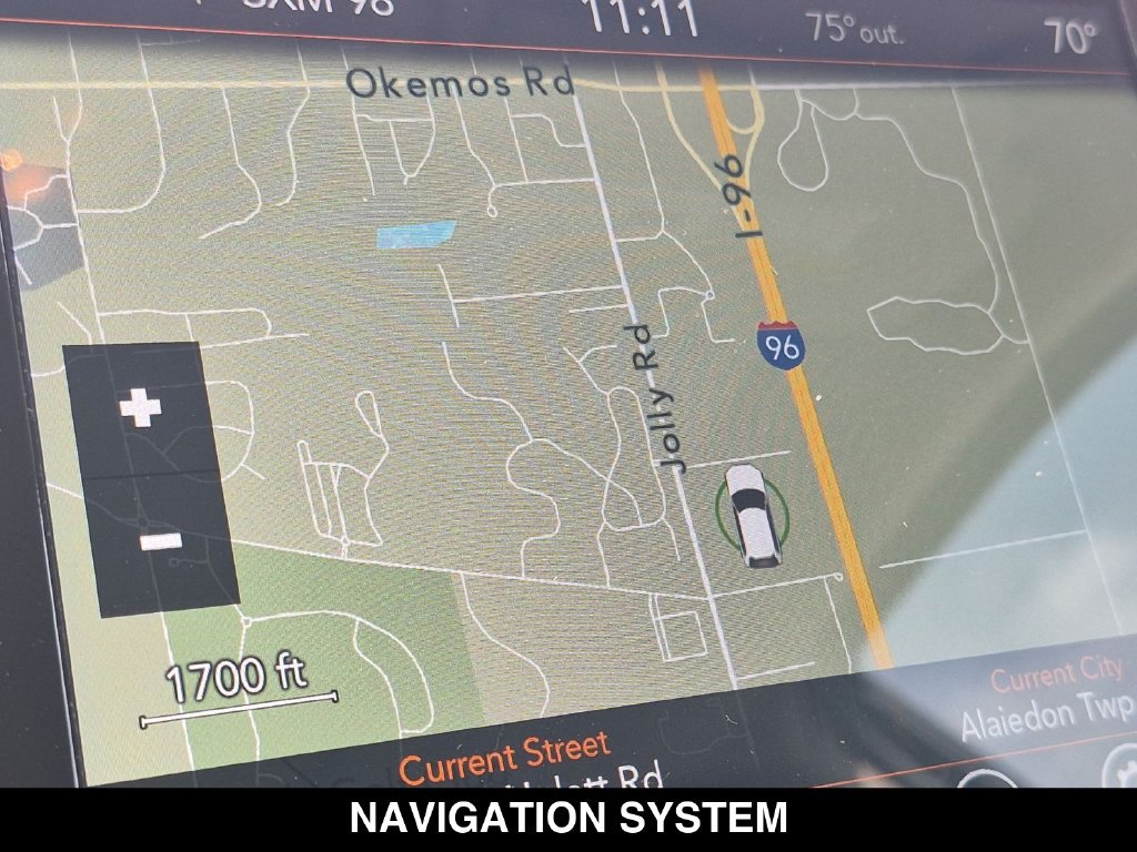 Used 2021 Jeep Grand Cherokee Summit AWD/4WD image 5