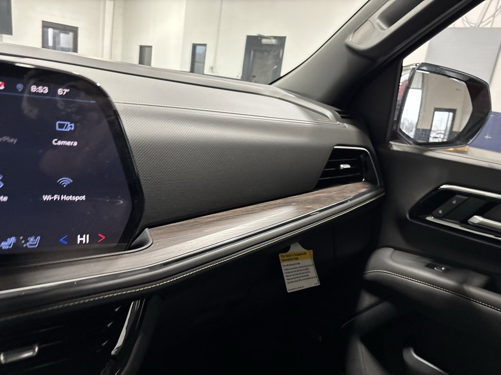 Used 2025 Chevrolet Tahoe Premier image 17