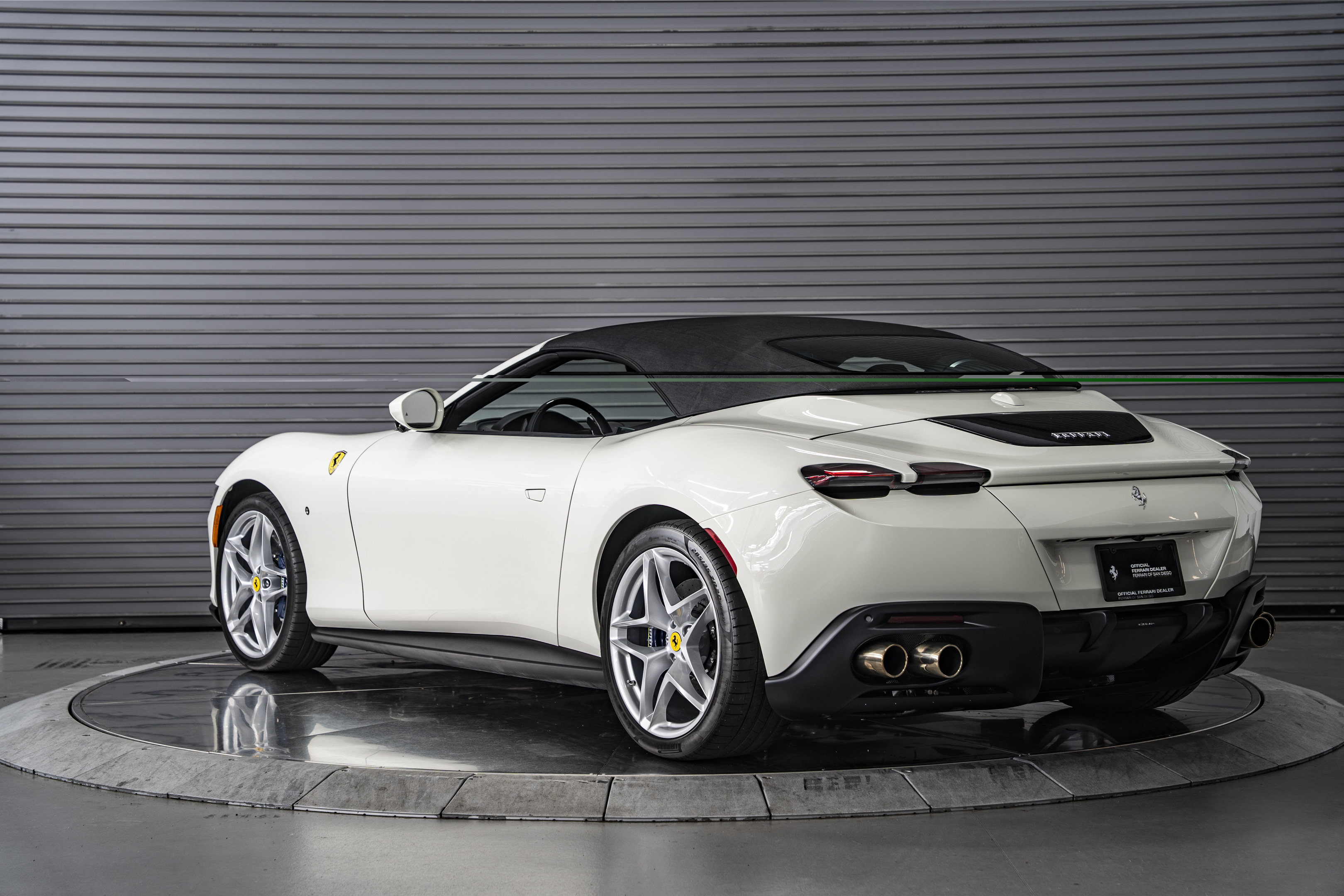 Used 2026 Ferrari Roma Spider RWD image 11