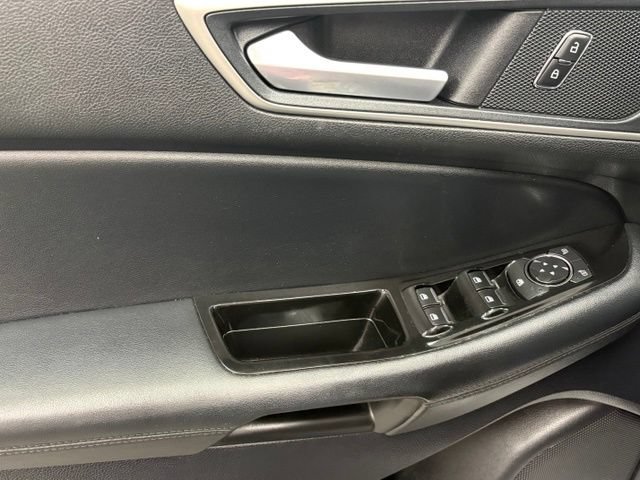 Used 2019 Ford Edge SEL w/ Equipment Group 201A AWD/4WD image 12