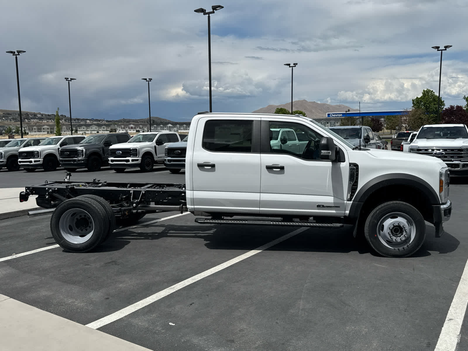New 2026 Ford F550 4x4 Crew Cab Super Duty w/ XL Chrome Package image 6
