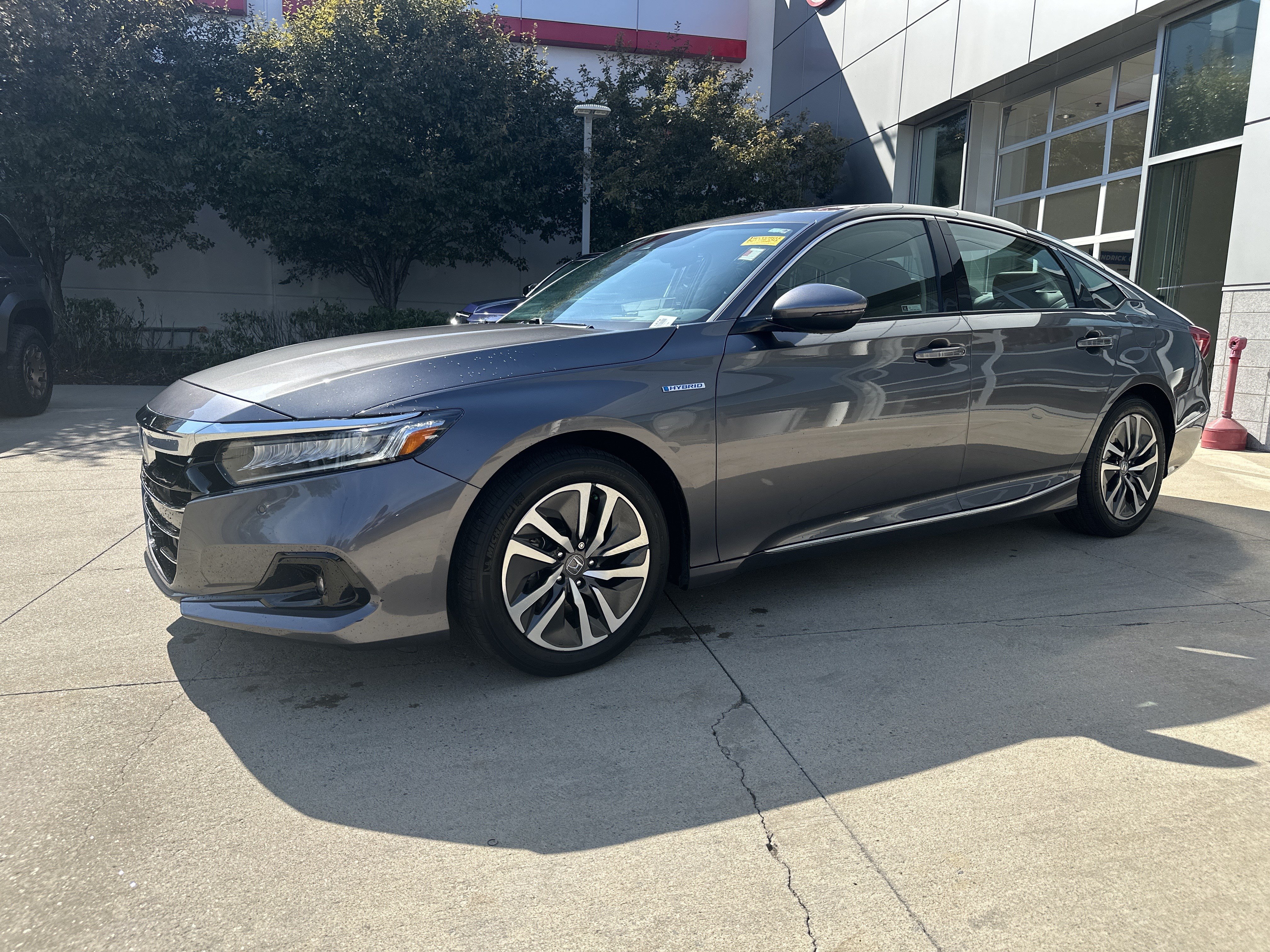 Used 2021 Honda Accord EX-L image 3