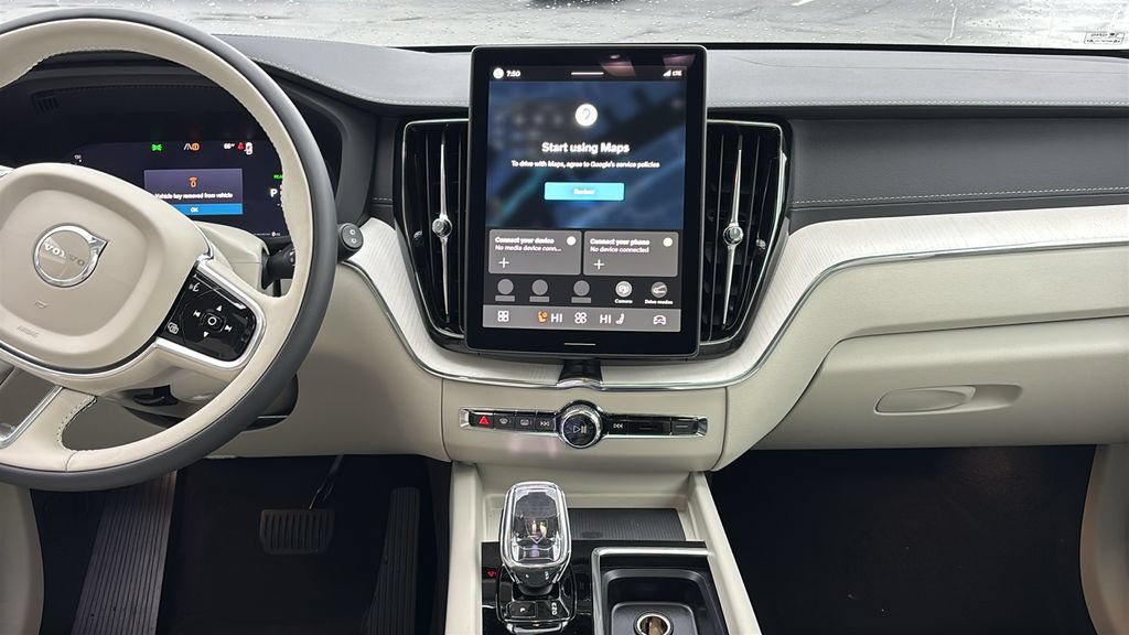New 2026 Volvo XC60 T8 Ultra w/ Protection Package Premier AWD/4WD image 5