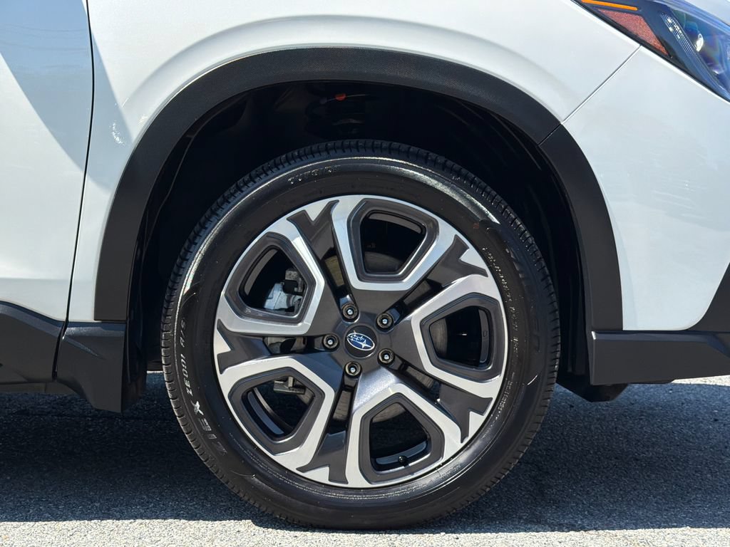 Certified 2025 Subaru Ascent Limited AWD/4WD image 6