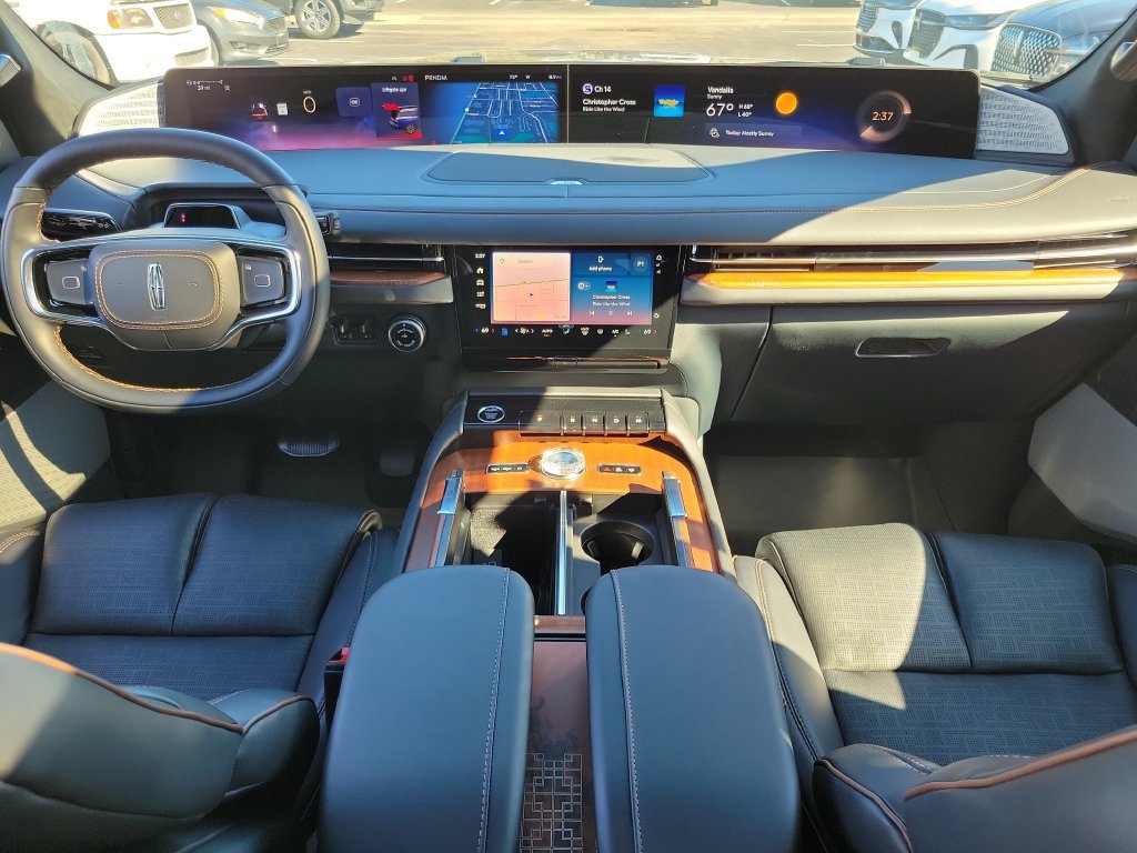 New 2027 Lincoln Navigator L Black Label AWD/4WD image 11