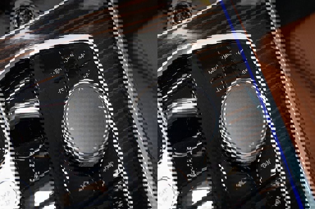 New 2026 BMW X5 xDrive50e image 23