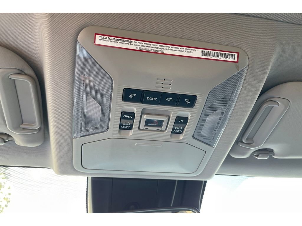 Used 2021 Toyota RAV4 XLE w/ Convenience Package image 25