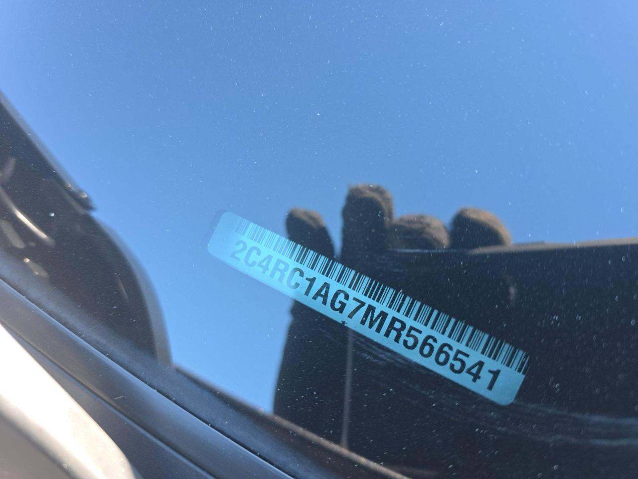 Used 2021 Chrysler Voyager L image 8