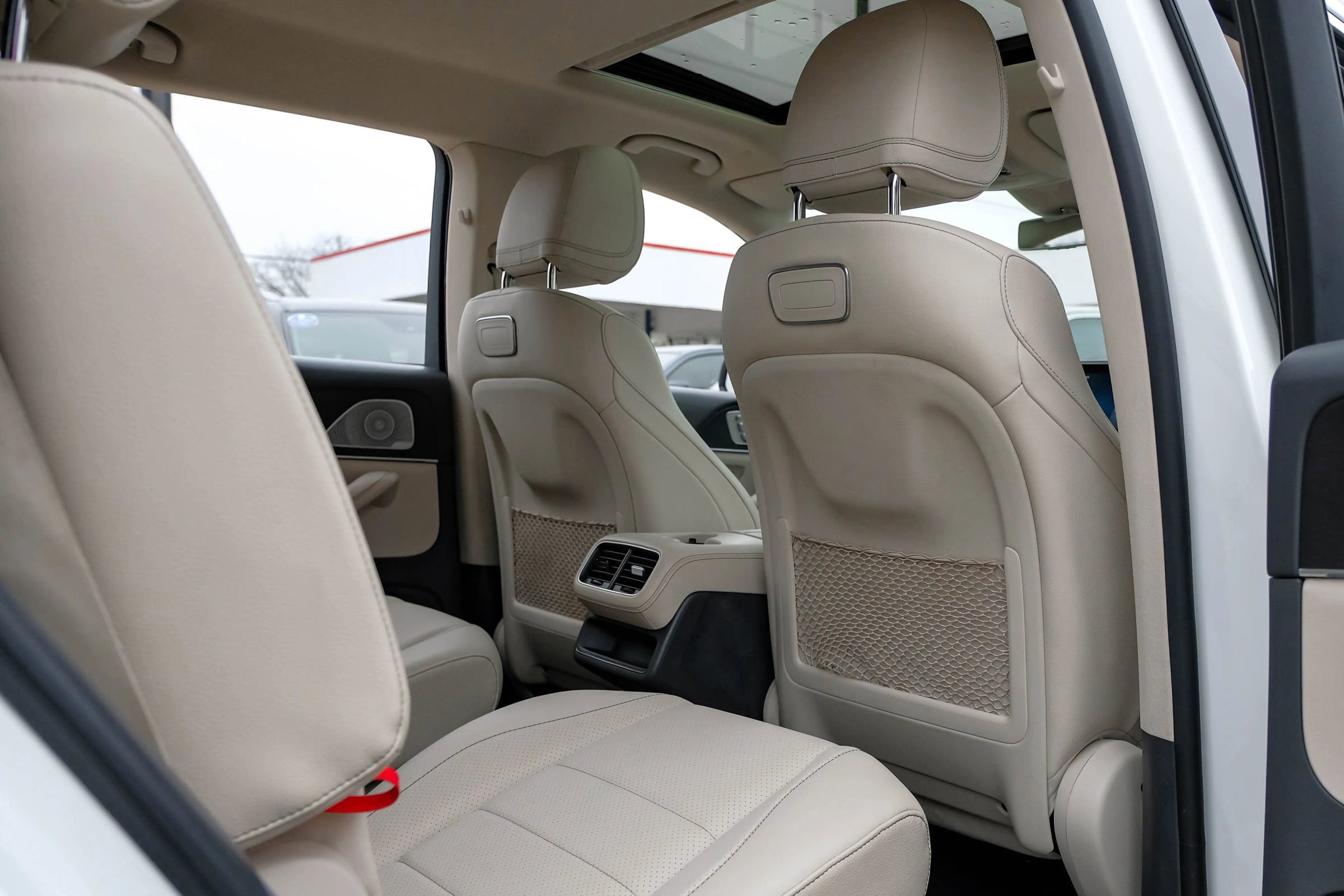 Used 2020 Mercedes-Benz GLS 450 4MATIC image 41