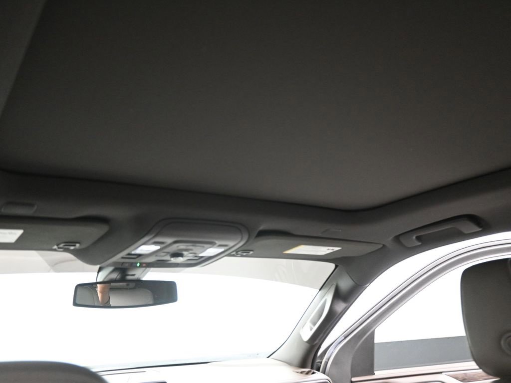 Used 2021 Chevrolet Tahoe Z71 w/ Z71 Off-Road Package image 14