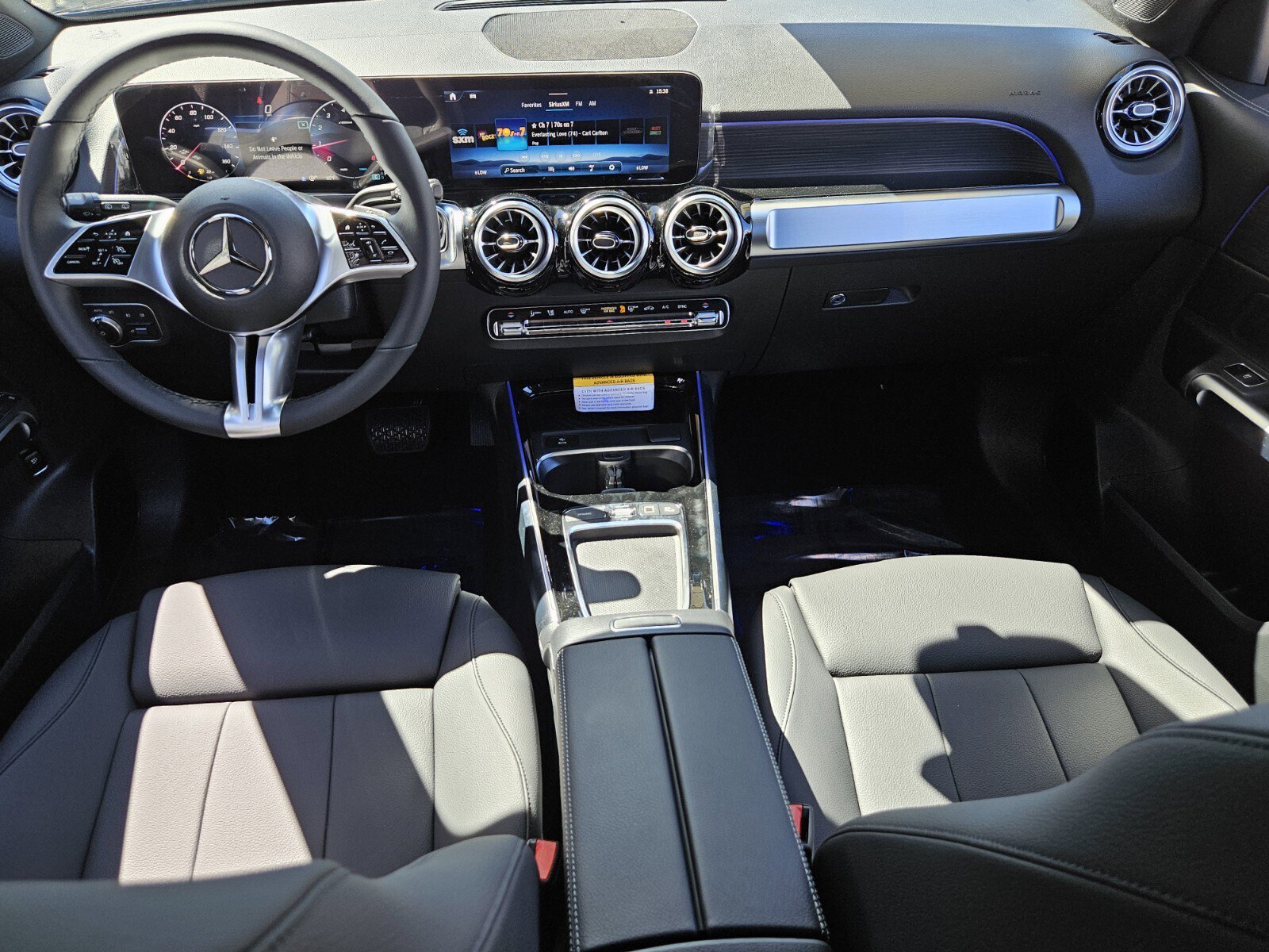 New 2026 Mercedes-Benz GLB 250 image 13