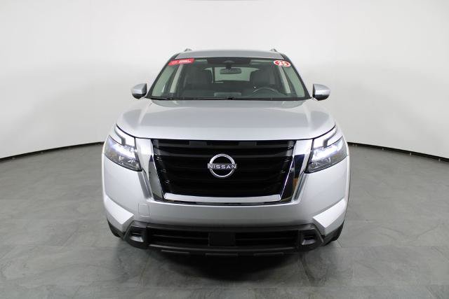 Certified 2025 Nissan Pathfinder SV AWD/4WD image 13