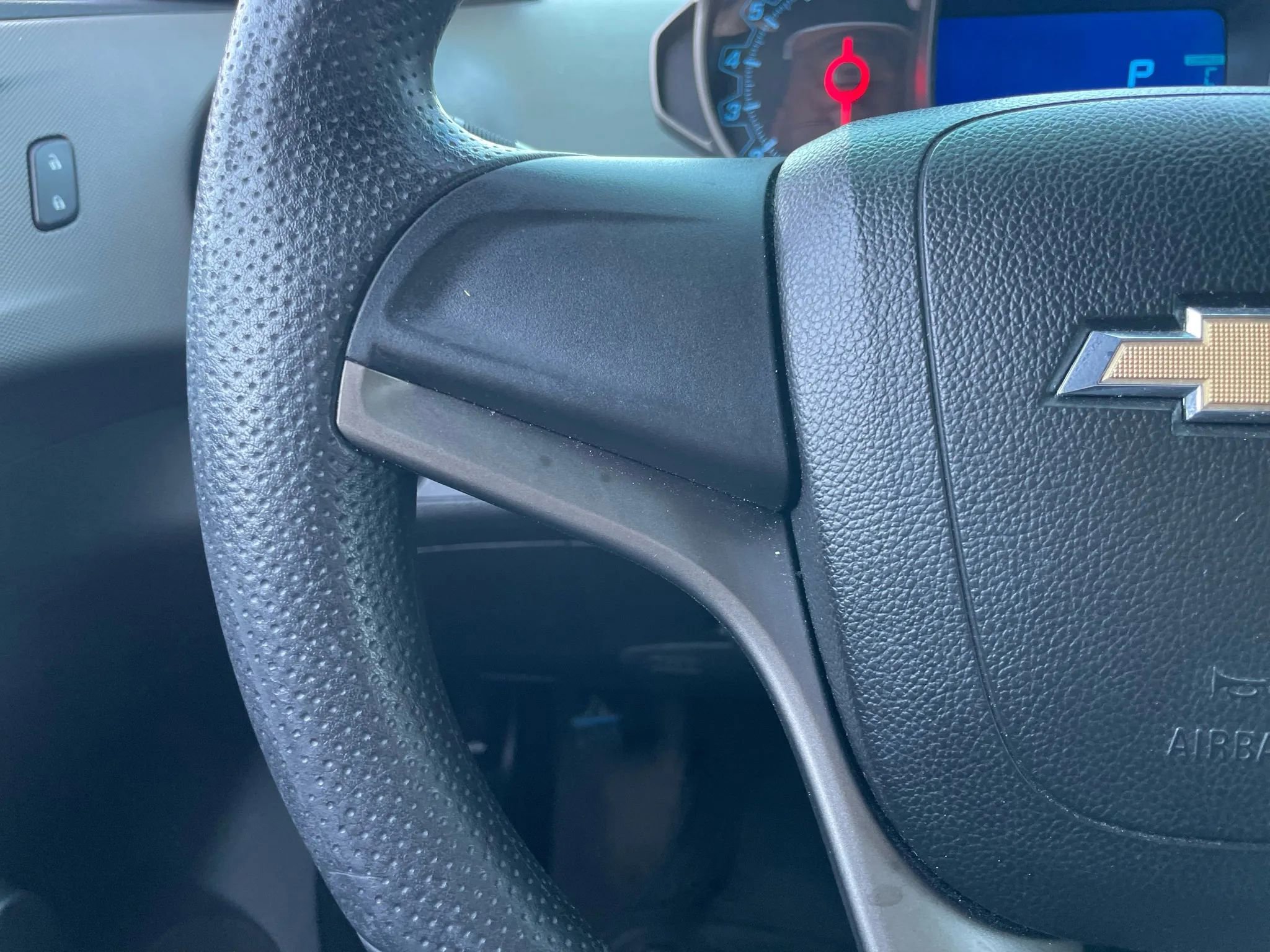 Used 2014 Chevrolet Sonic LS image 16