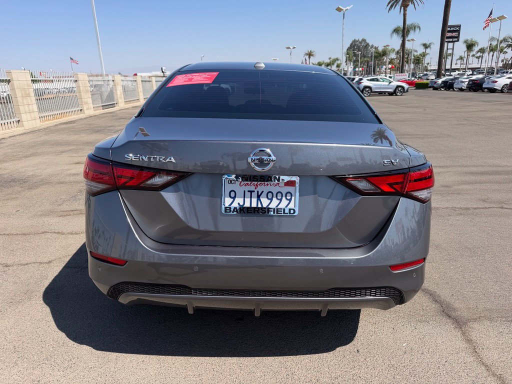 Certified 2022 Nissan Sentra SV FWD image 5
